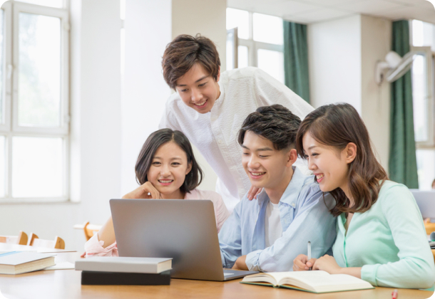 청년 맞춤형 프로그램 활동 모습